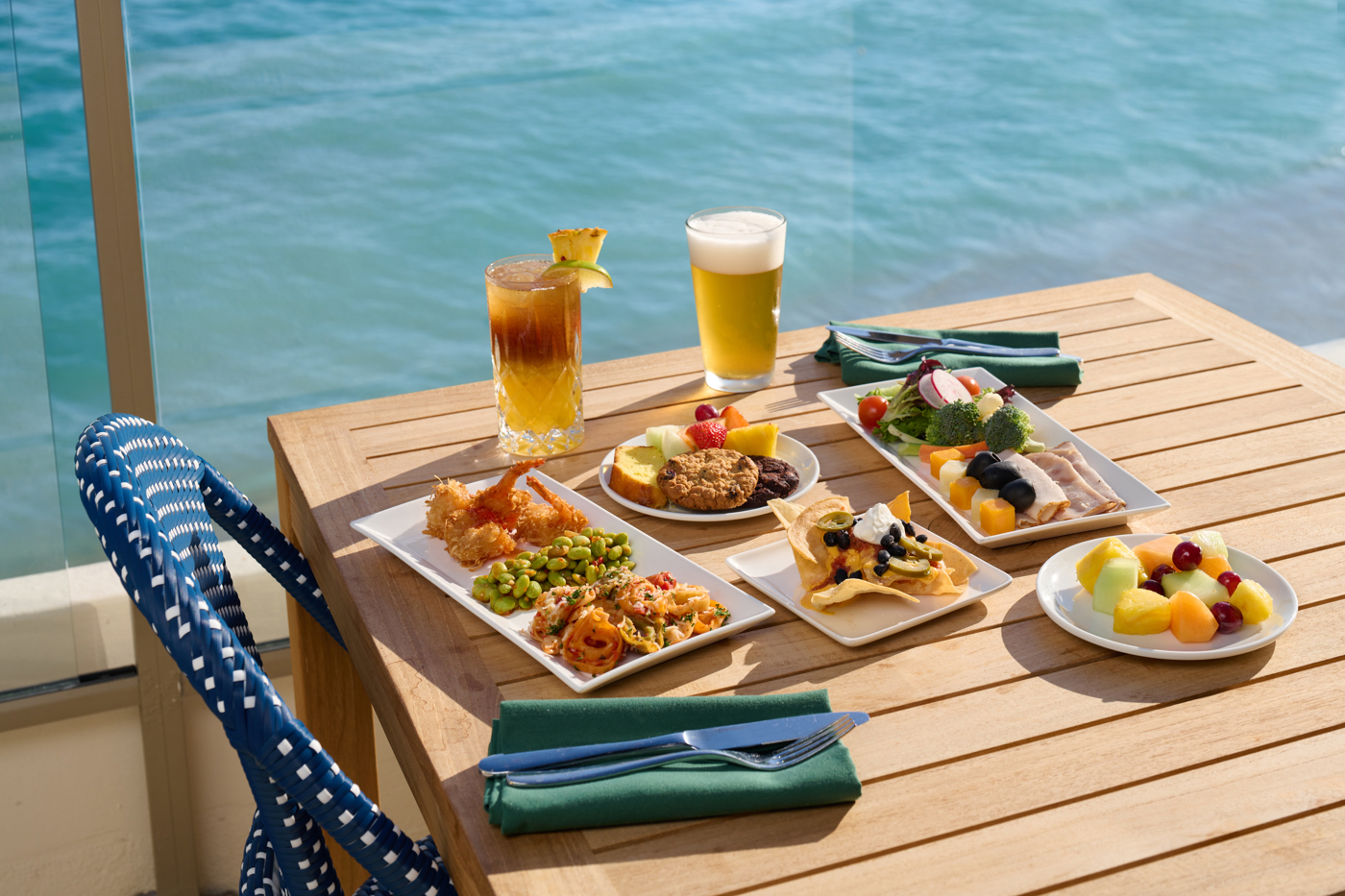 보이저 47 클럽 라운지 | 음식