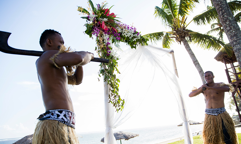 Hosts | 5 Tips for a Magical Fiji Destination Wedding