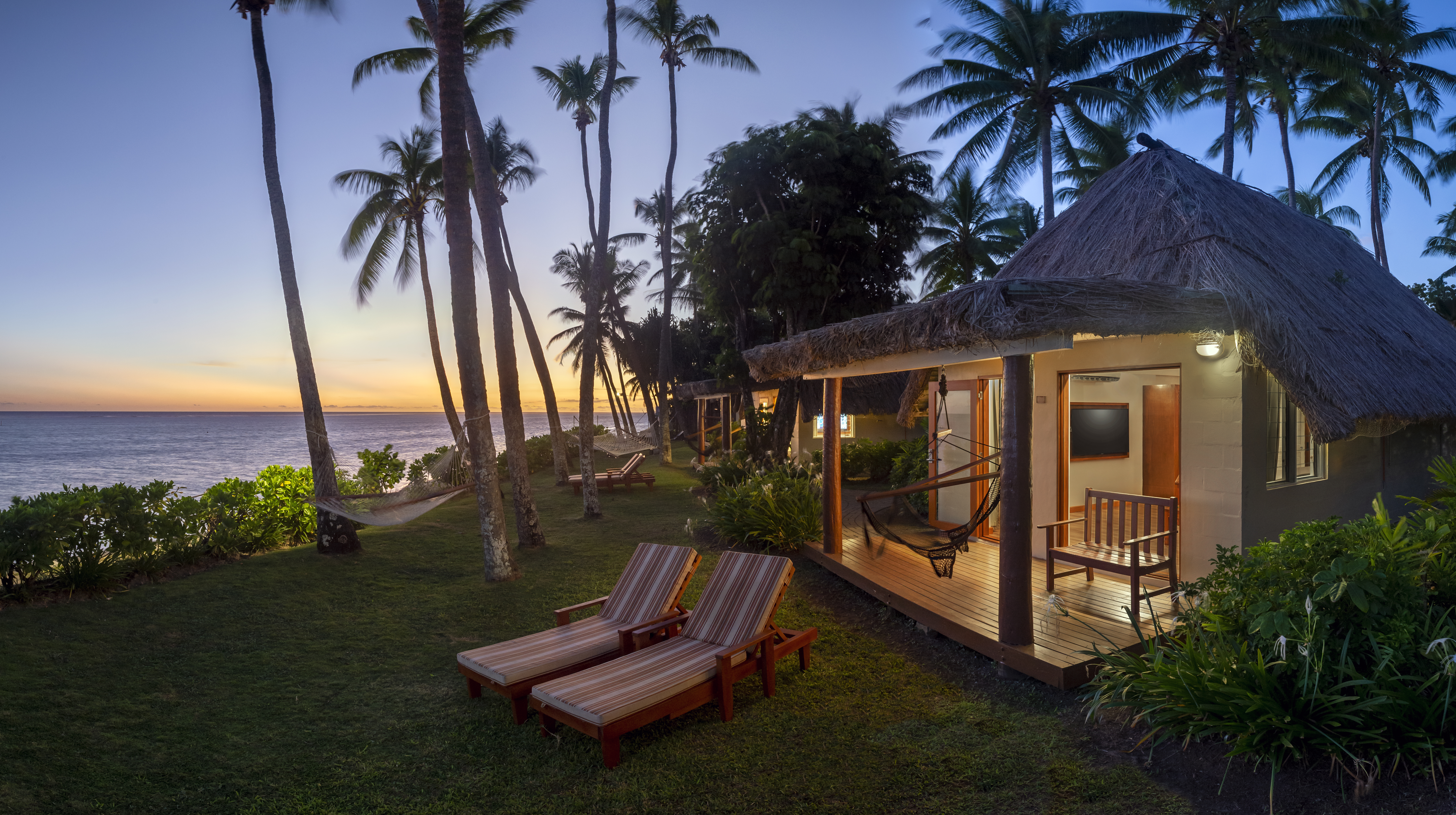 OUTRIGGER Fiji Beach Resort beachfront bure